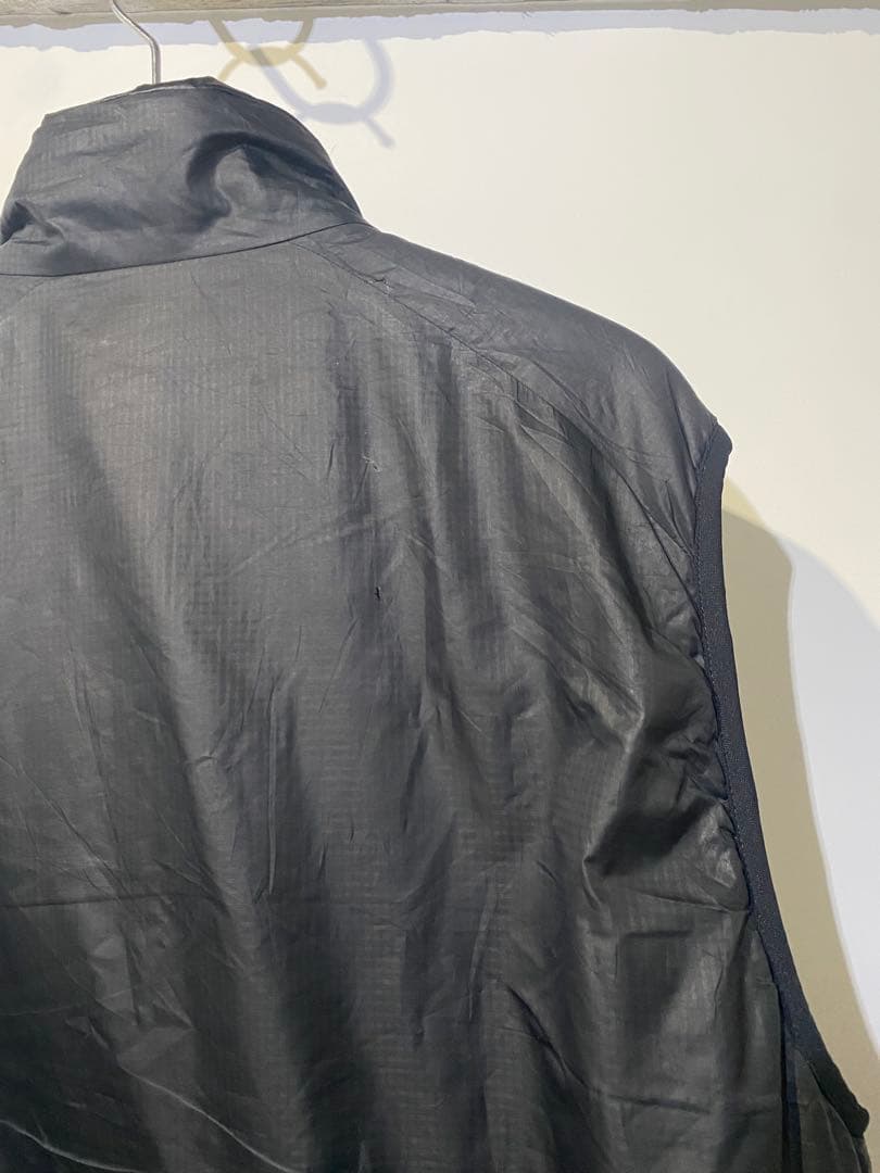 ウ*ン様 patagonia パフボールベスト