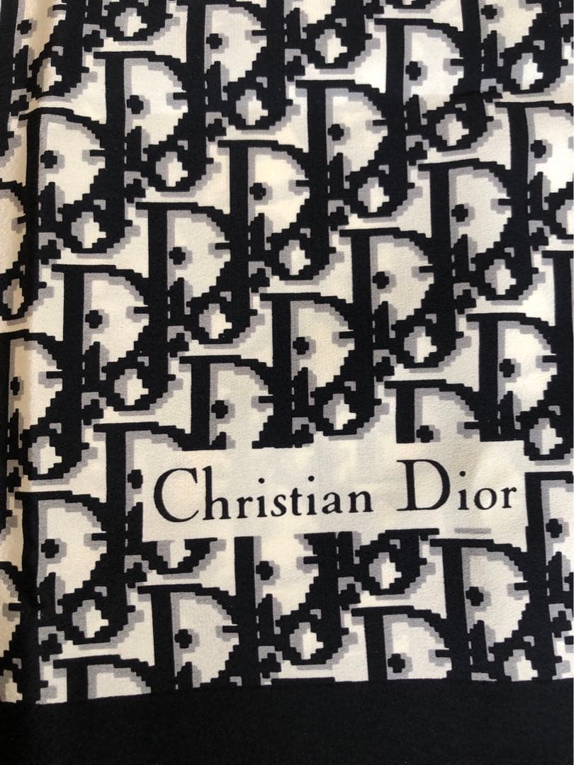 美品Christian Dior クリスチャンディオール トロッター スカーフ