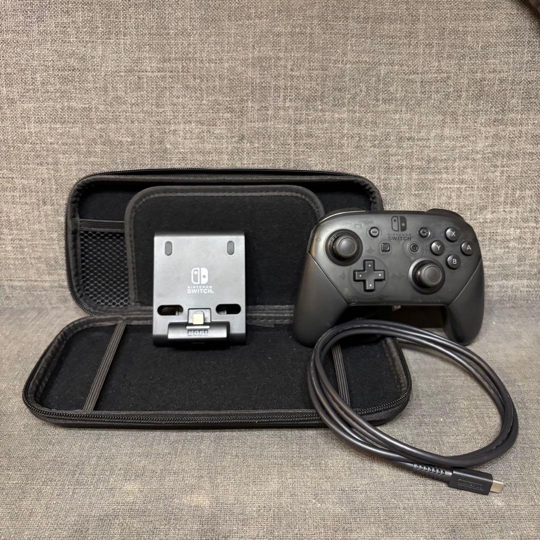 ニンテンドースイッチ本体一式＋純正プロコン　他付属品あり