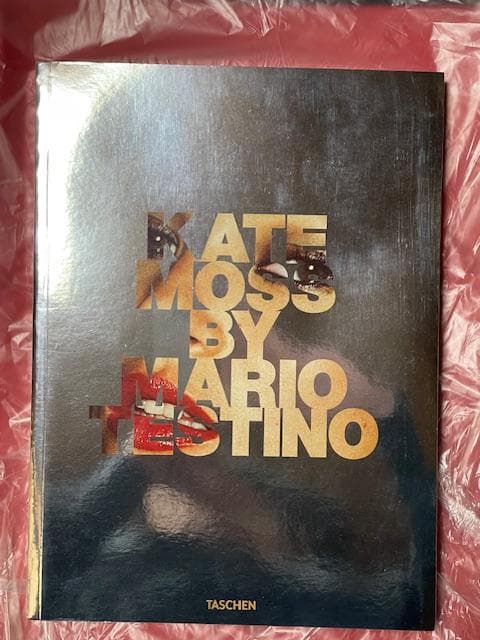 【絶版】Kate Moss by Mario Testino：ケイト・モス写真集