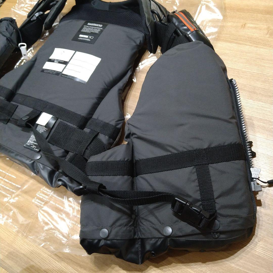 シマノ　VF-297Q　XEFO・ロックトラバースベスト　Fサンライズブラック