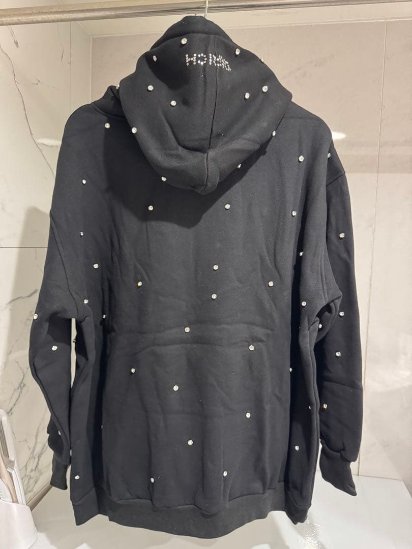 【新品未使用！】❤︎ダーリッチ❤︎ランダムビジューフーディ❣️ブラック