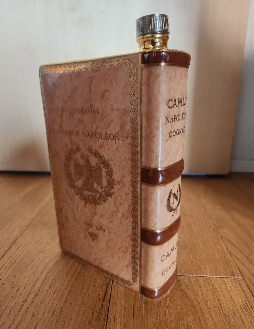 COGNAC CAMUS NAPOLEON カミュ ナポレオン　ブック