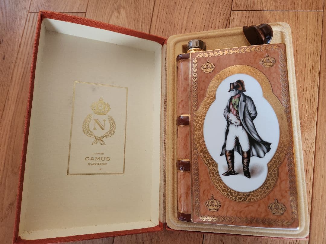COGNAC CAMUS NAPOLEON カミュ ナポレオン　ブック