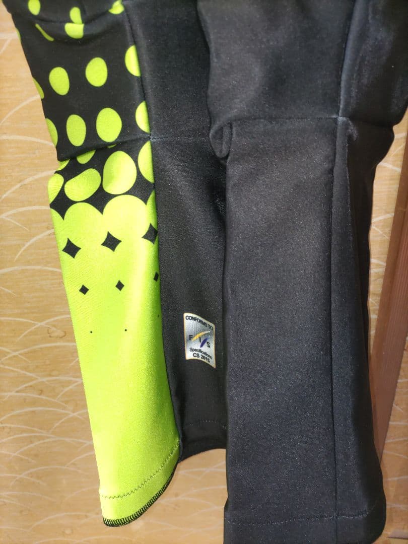 新品タグ付き ミズノ MIZUNO FIS 対応ワンピース