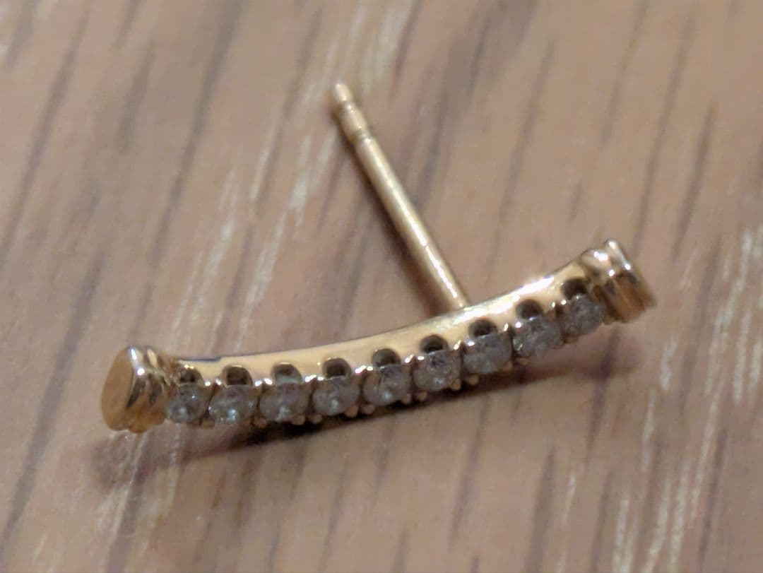 片耳用ピアス　18K