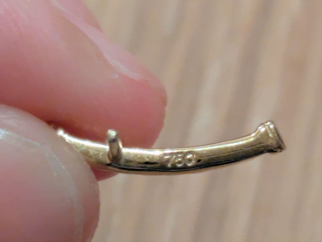 片耳用ピアス　18K