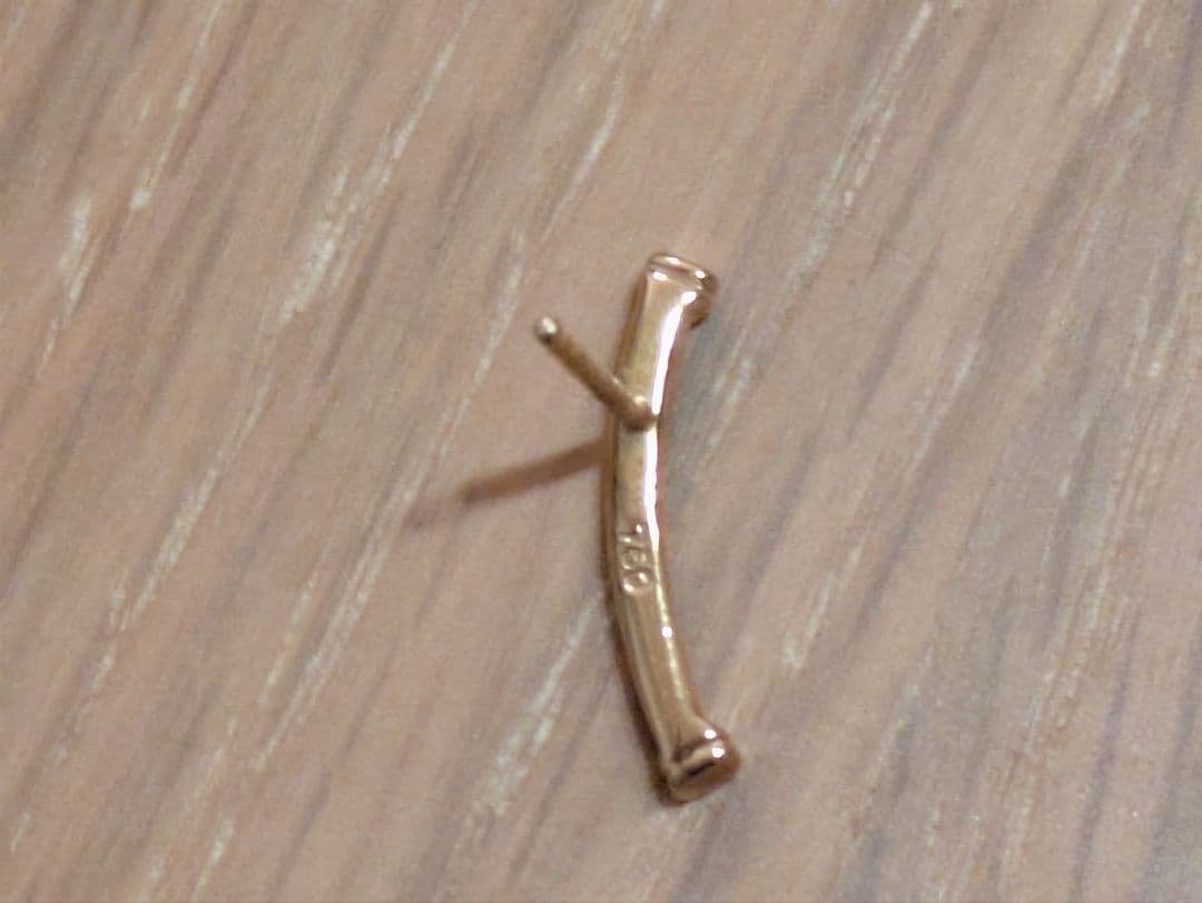 片耳用ピアス　18K