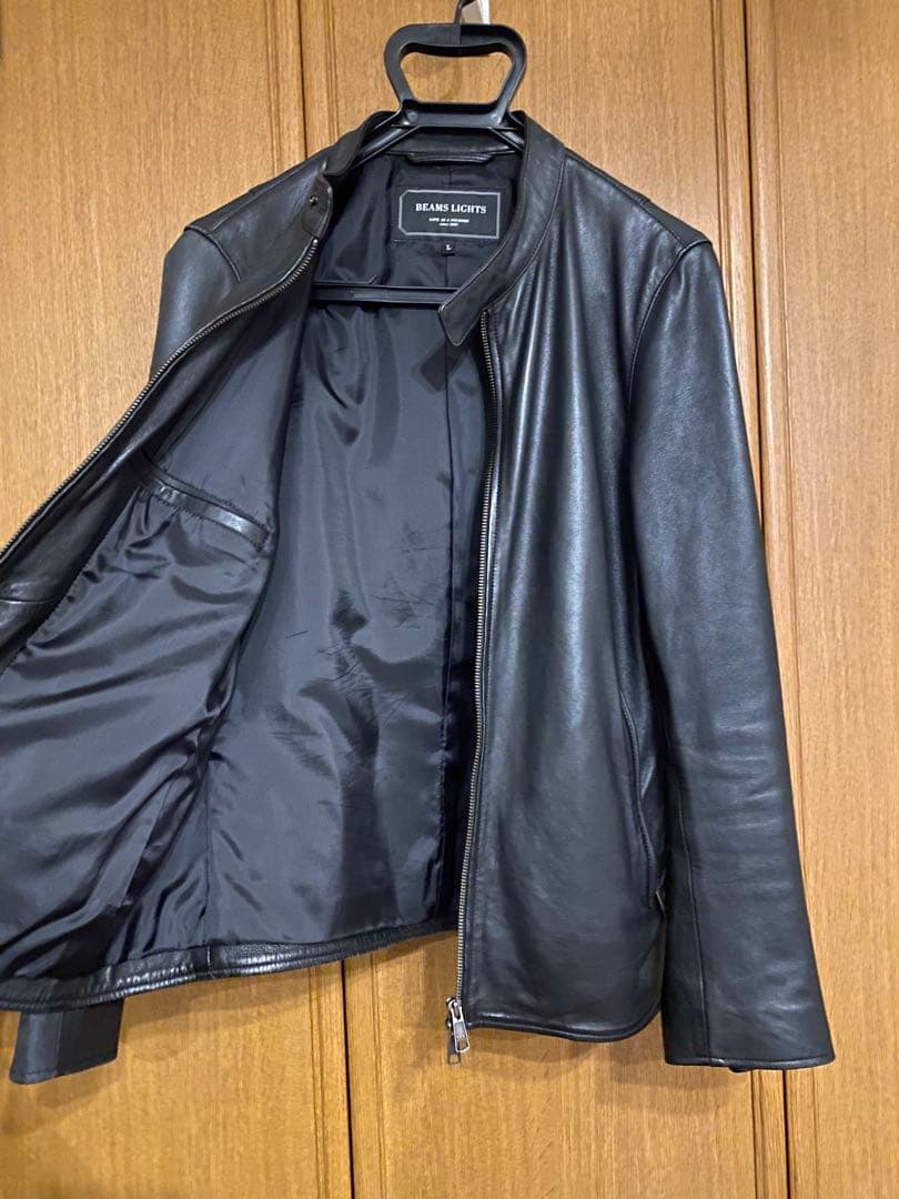 ビームスライツ　ラムレザーシングルライダースジャケット