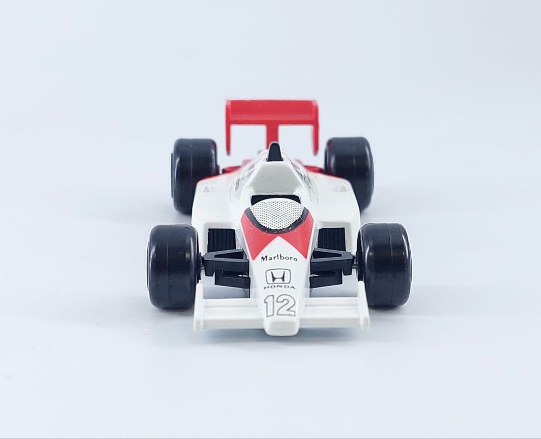 トミカ マクラーレン Ｆ１　日本製