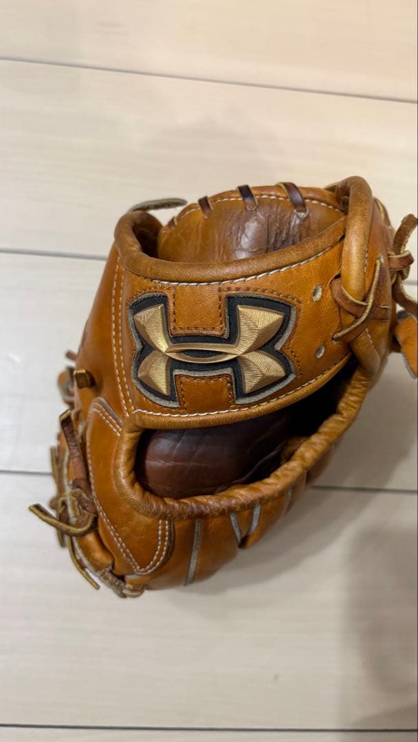 アンダーアーマー 硬式 グローブ 内野 投手 Under Armour 松田