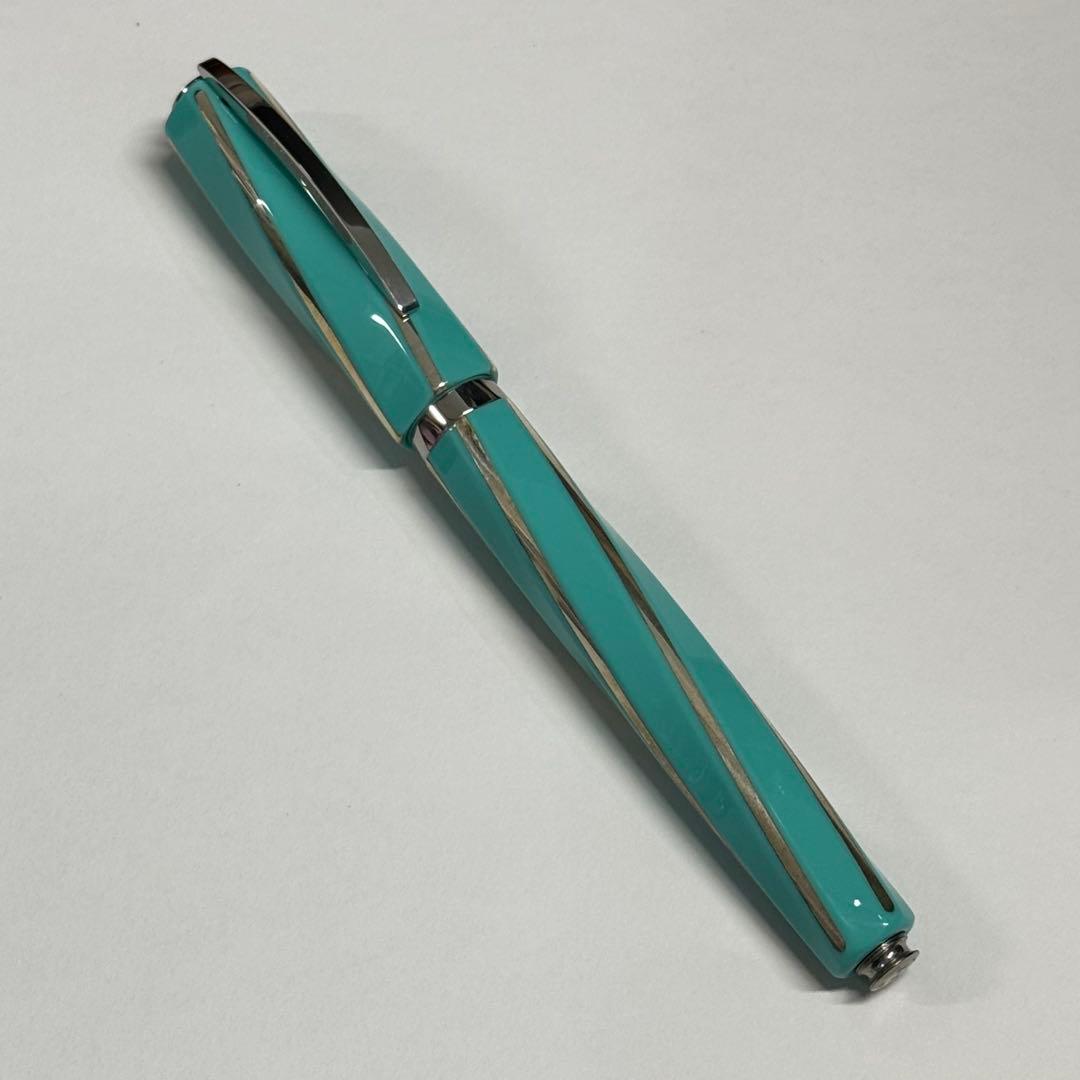 VISCONTI ビスコンティ ディヴィーナ エレガンス ウェーブ 万年筆 細字