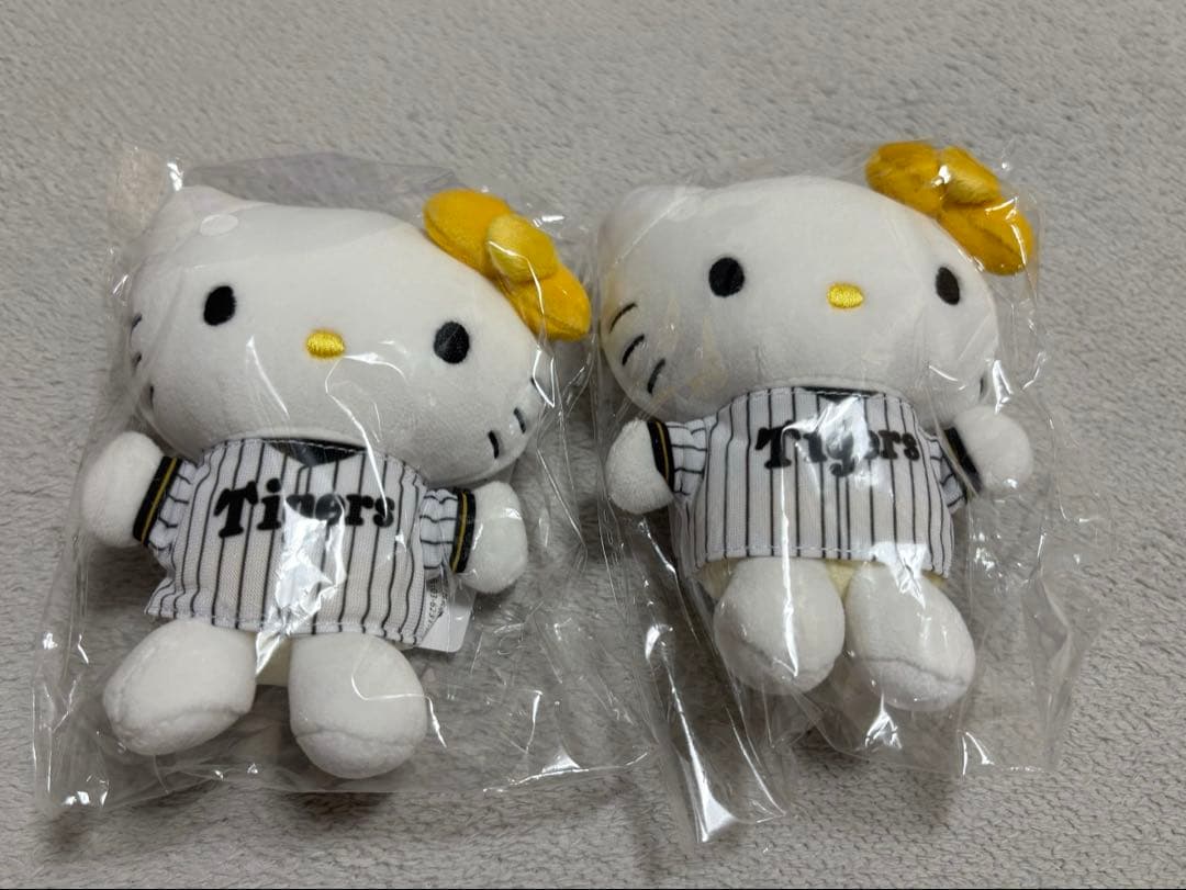 ハローキティ 阪神タイガース マスコットキーチェーン ボールチェーン 2個