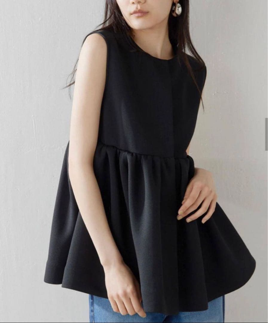 【新品未使用】24SS Whim Gazetteぺプラムダンボールジレ Free