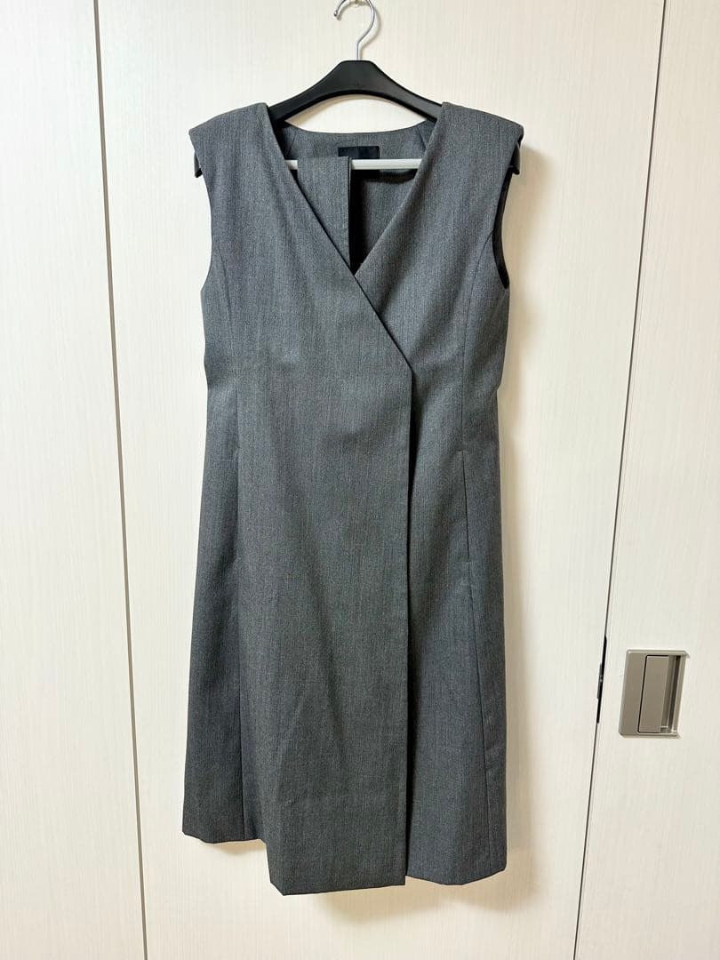 【VERMEIL×スタイリスト別注】2WAY ツイルロングジレワンピース
