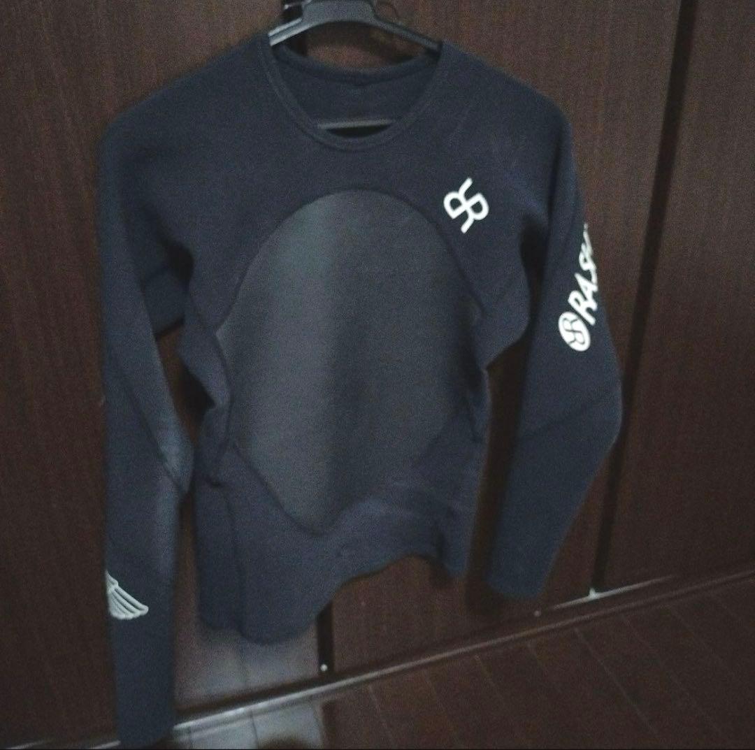rash wetsuits 1mm long タッパー　黒　Ｍ