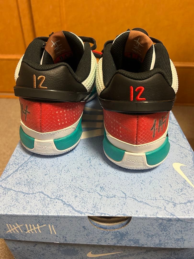 NIKE JA1 EP ナイキ　ジャ1
