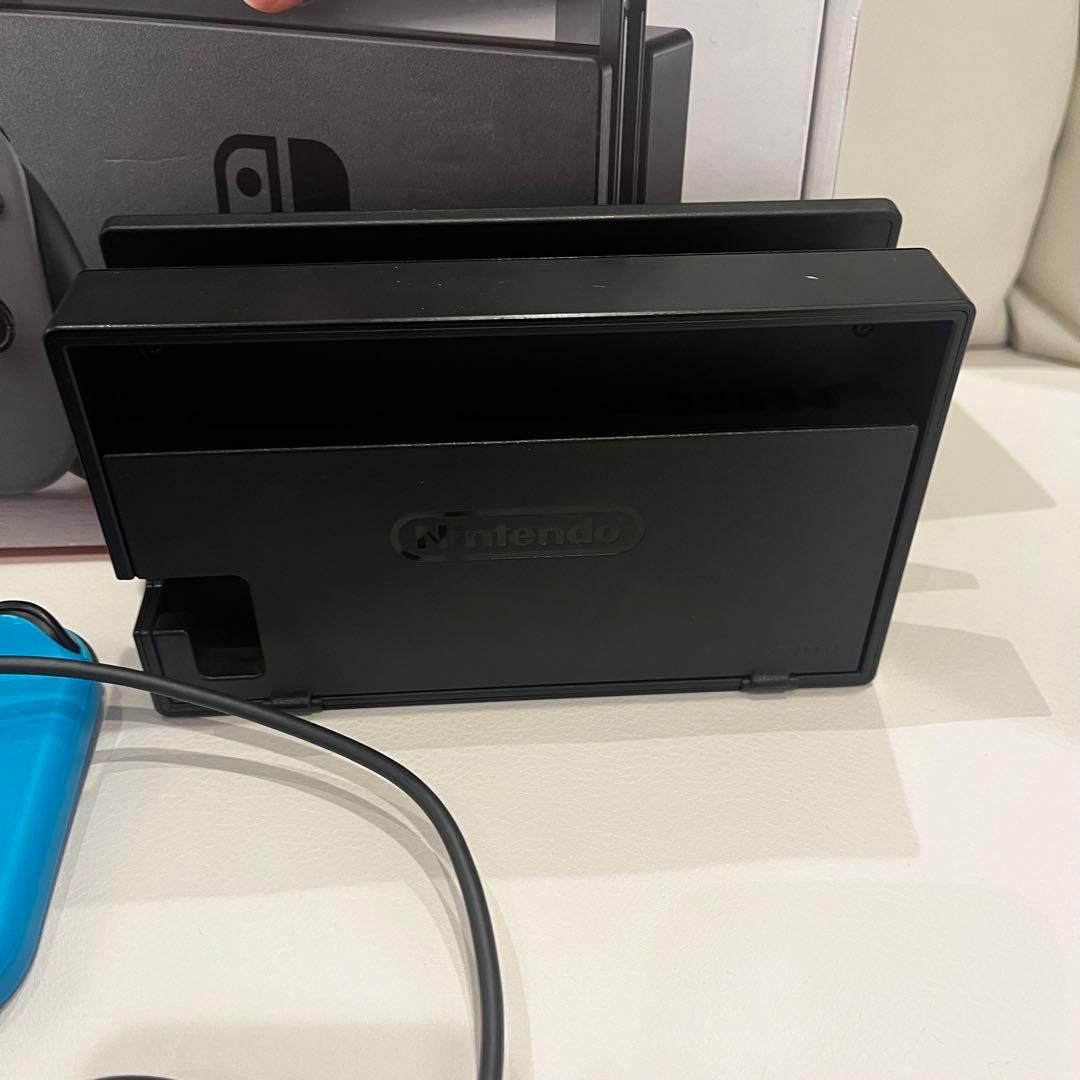 Nintendo Switch ネオンブルー/レッド 本体