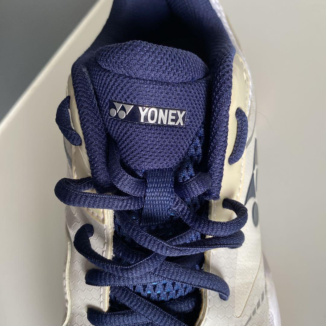 YONEX 66Z 25cm ホワイト 極美品 ソール減りなし希少モデル