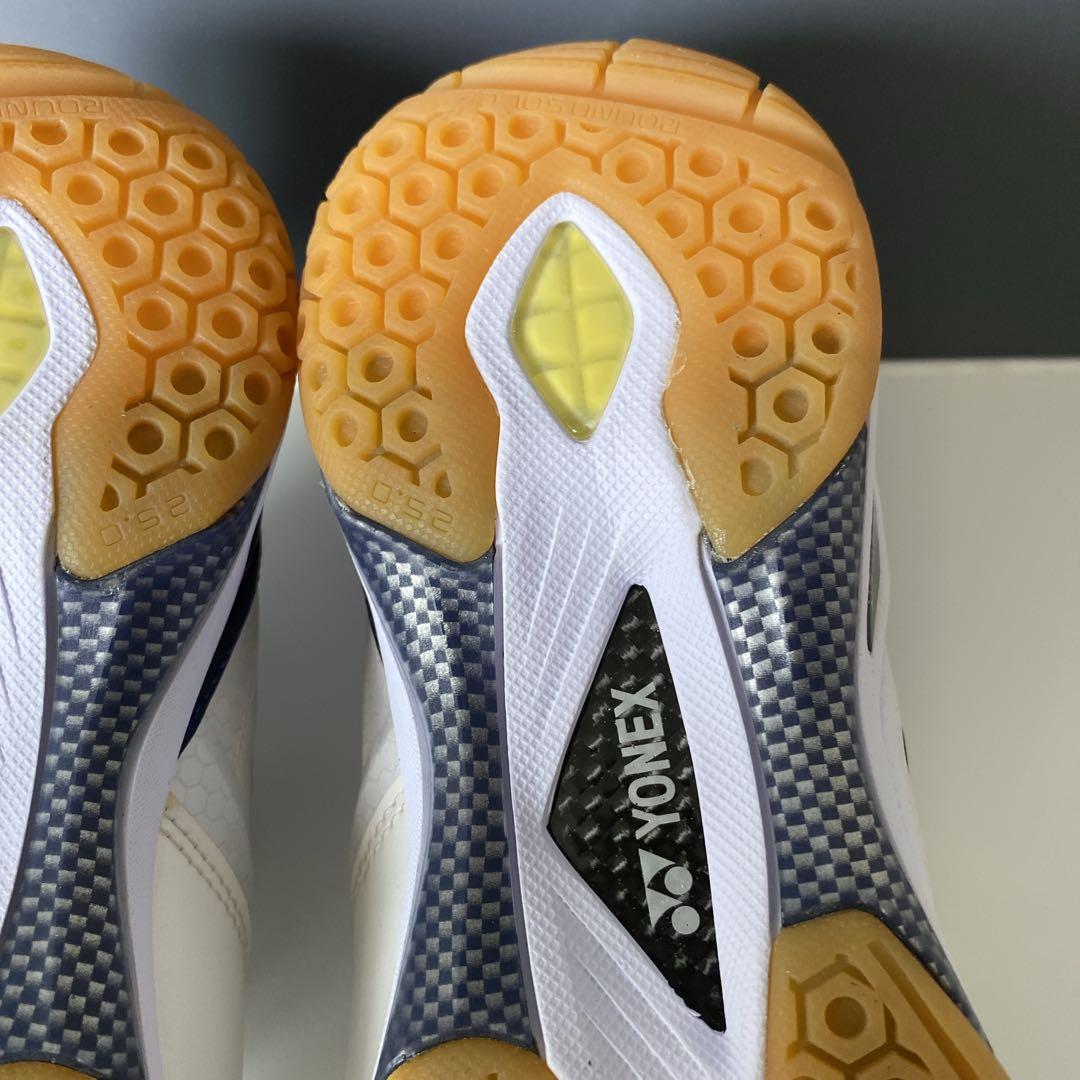 YONEX 66Z 25cm ホワイト 極美品 ソール減りなし希少モデル