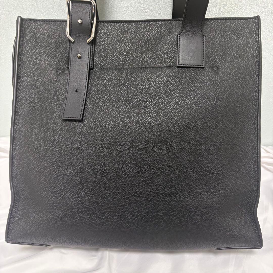 【美品】ロエベ LOEWE バックルジッパートート 黒 レザー