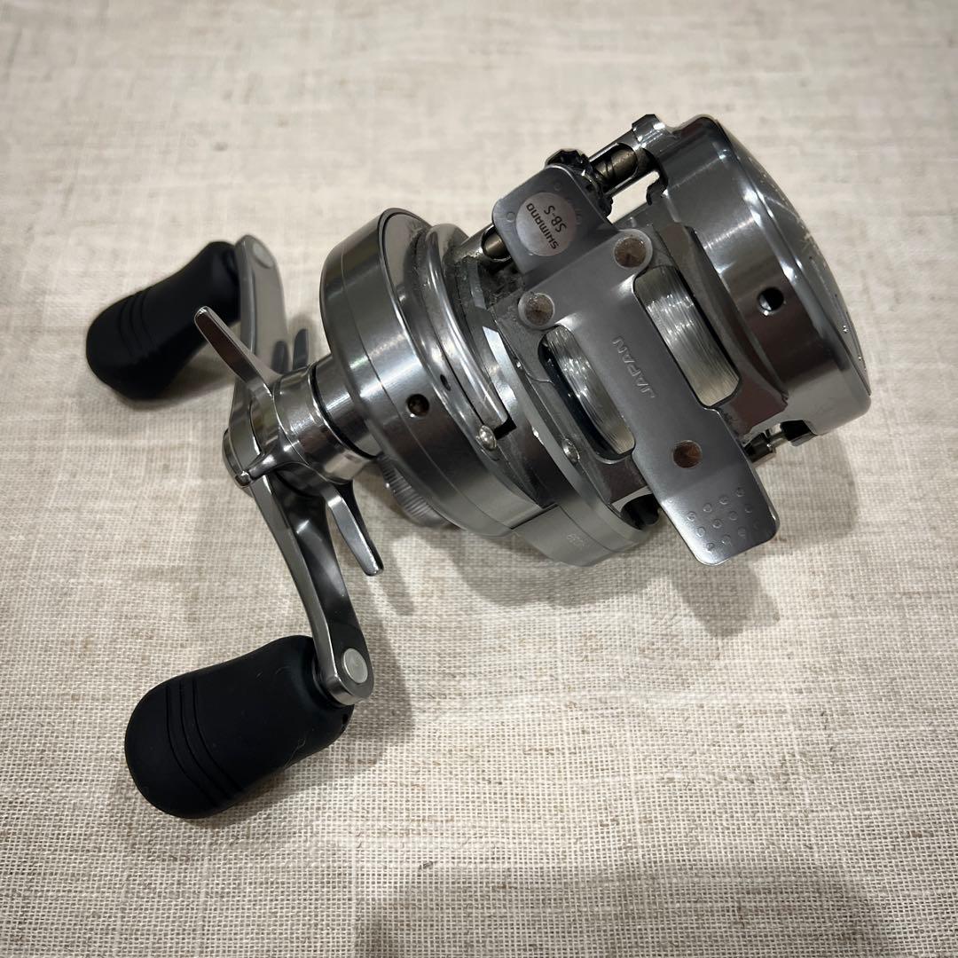 SHIMANO カルカッタDC 200HG 美品ベイトリール ①