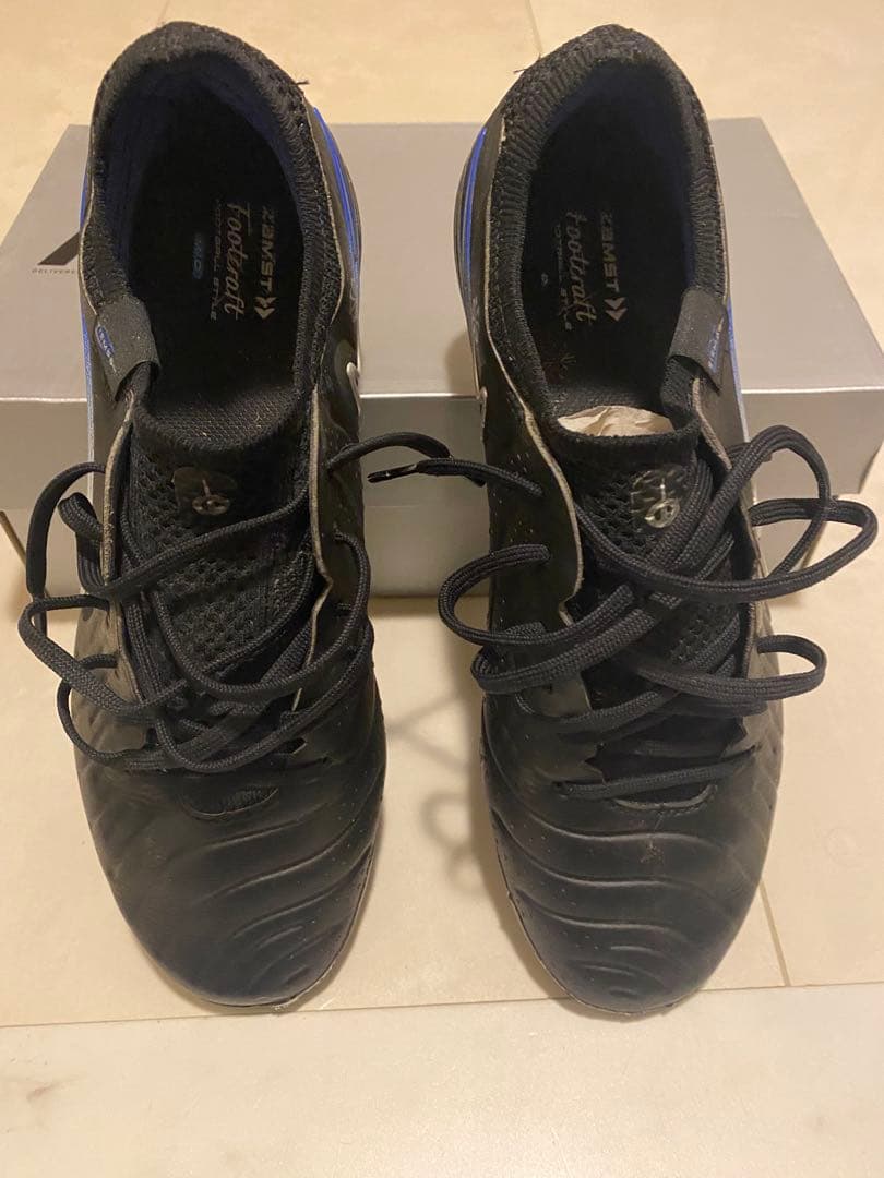 NIKE レジェンド10 エリート　AG 24.0