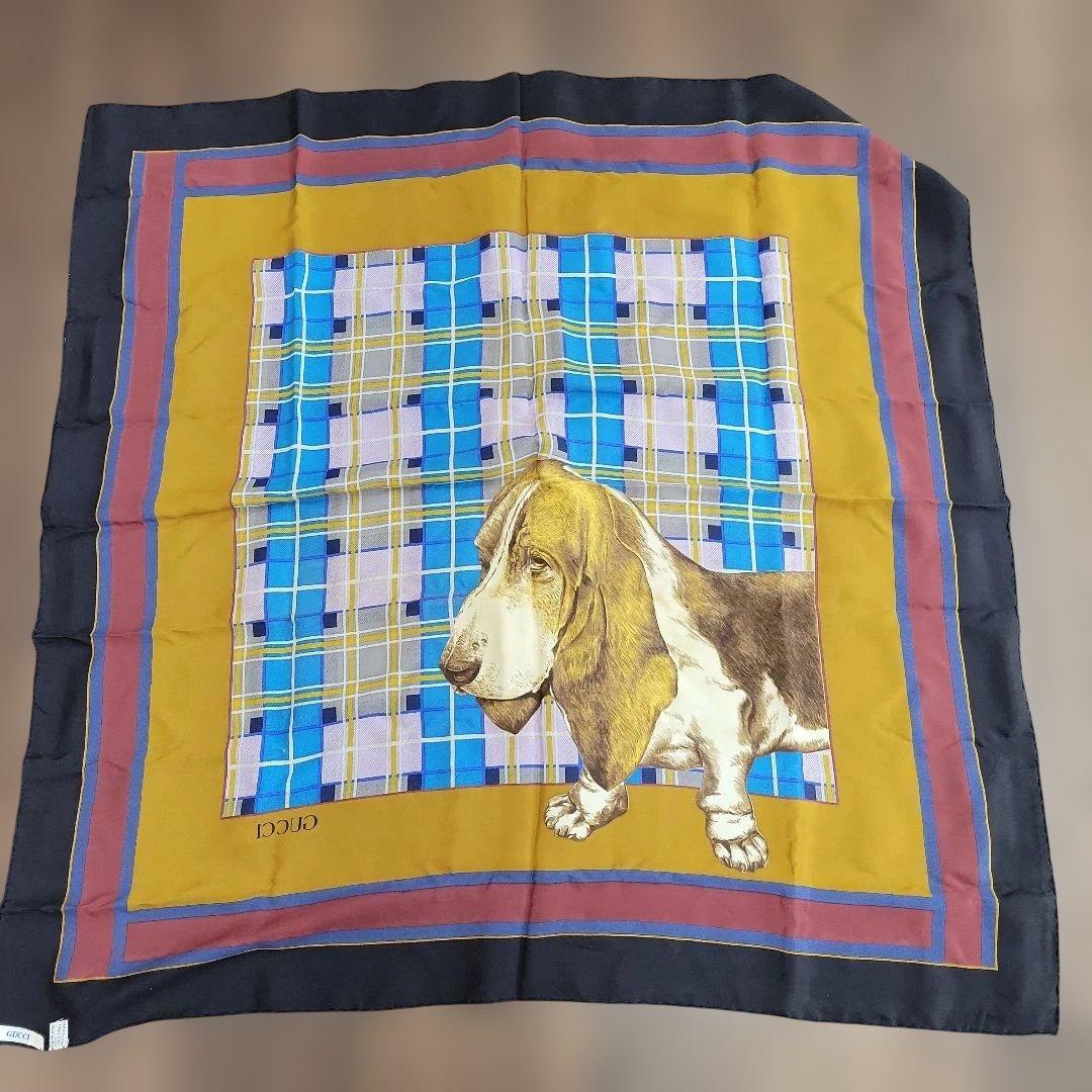 GUCCI バセットハウンド スカーフ