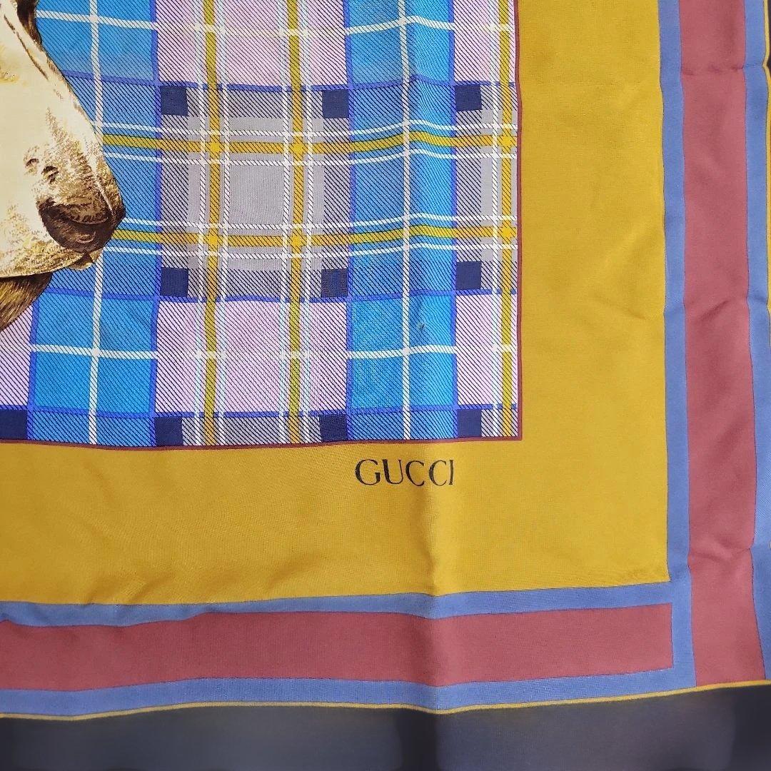 GUCCI バセットハウンド スカーフ