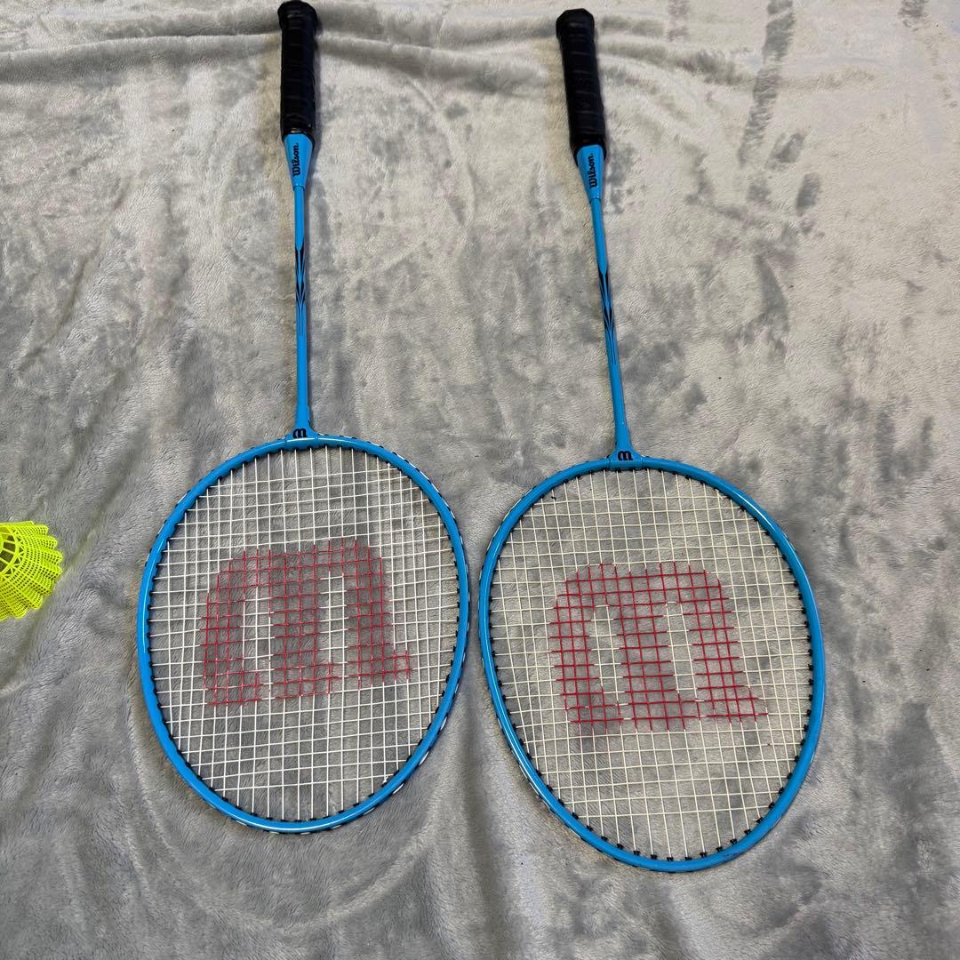 Wilson バドミントンセット ラケット・ネット・シャトル・ポール付き