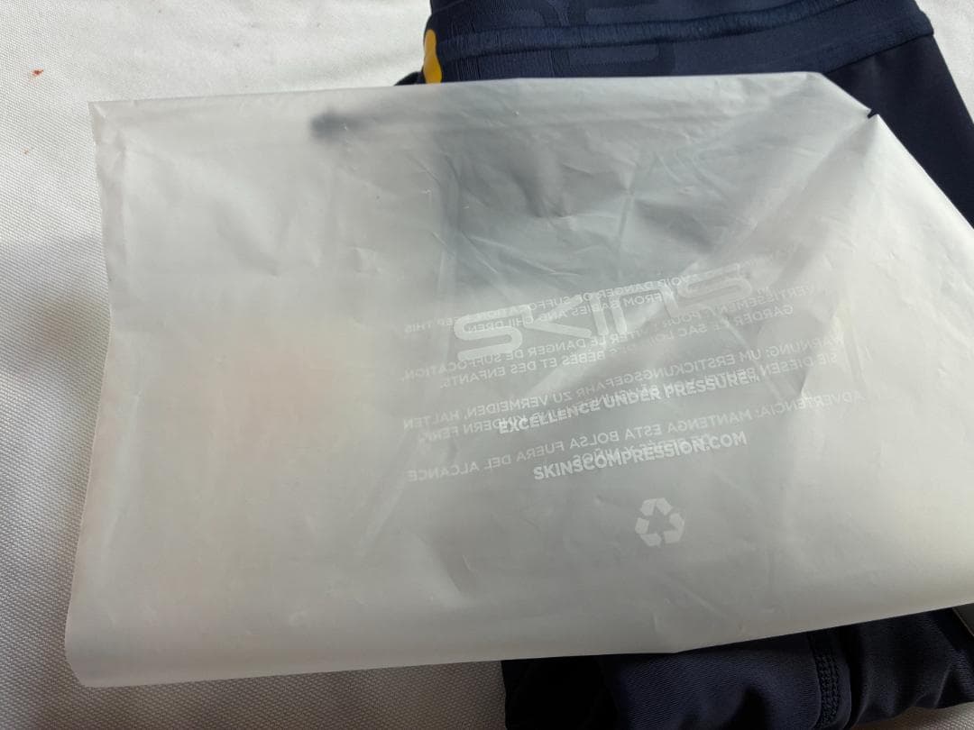 新品 スキンズ/SKINS 181-71310 XL ネイビー 定価17600