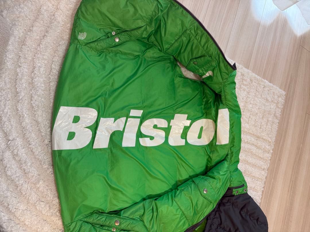 Bristol×Nike グレー ダウンベスト フード付きリバーシブル