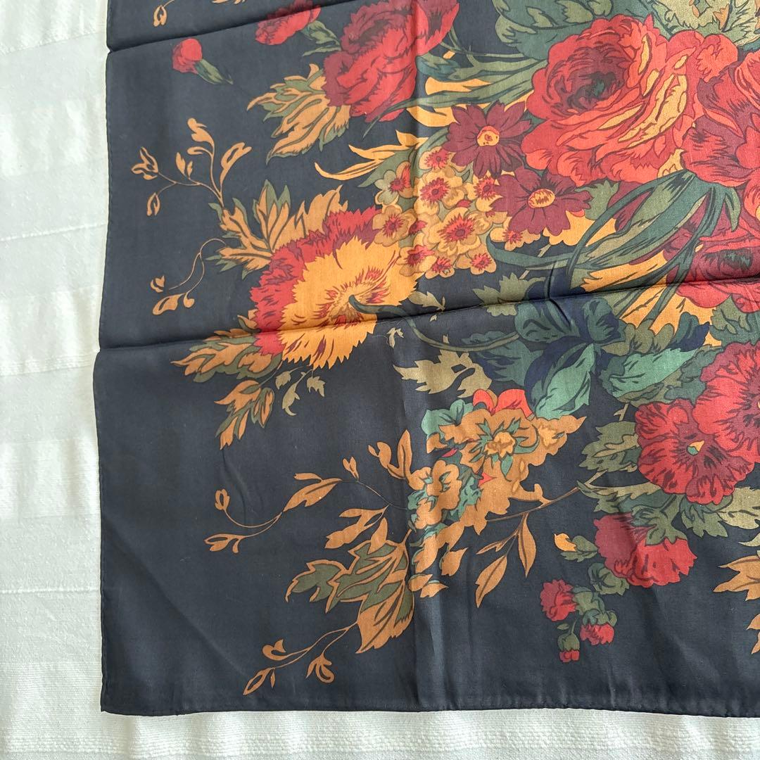 ラルフローレン　シルク　スカーフ　RALPH LAUREN 花柄　SILK 絹