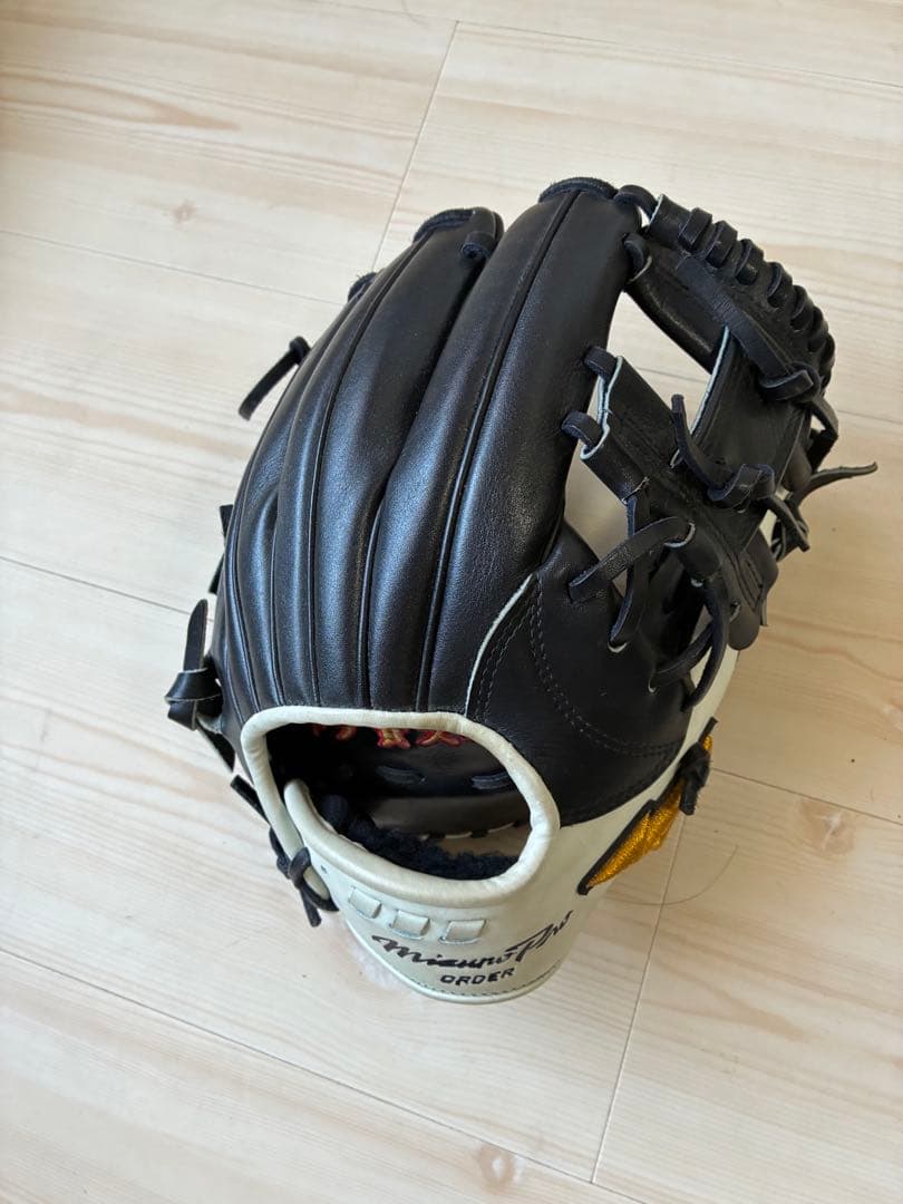 ミズノプロオーダー硬式内野用グローブ