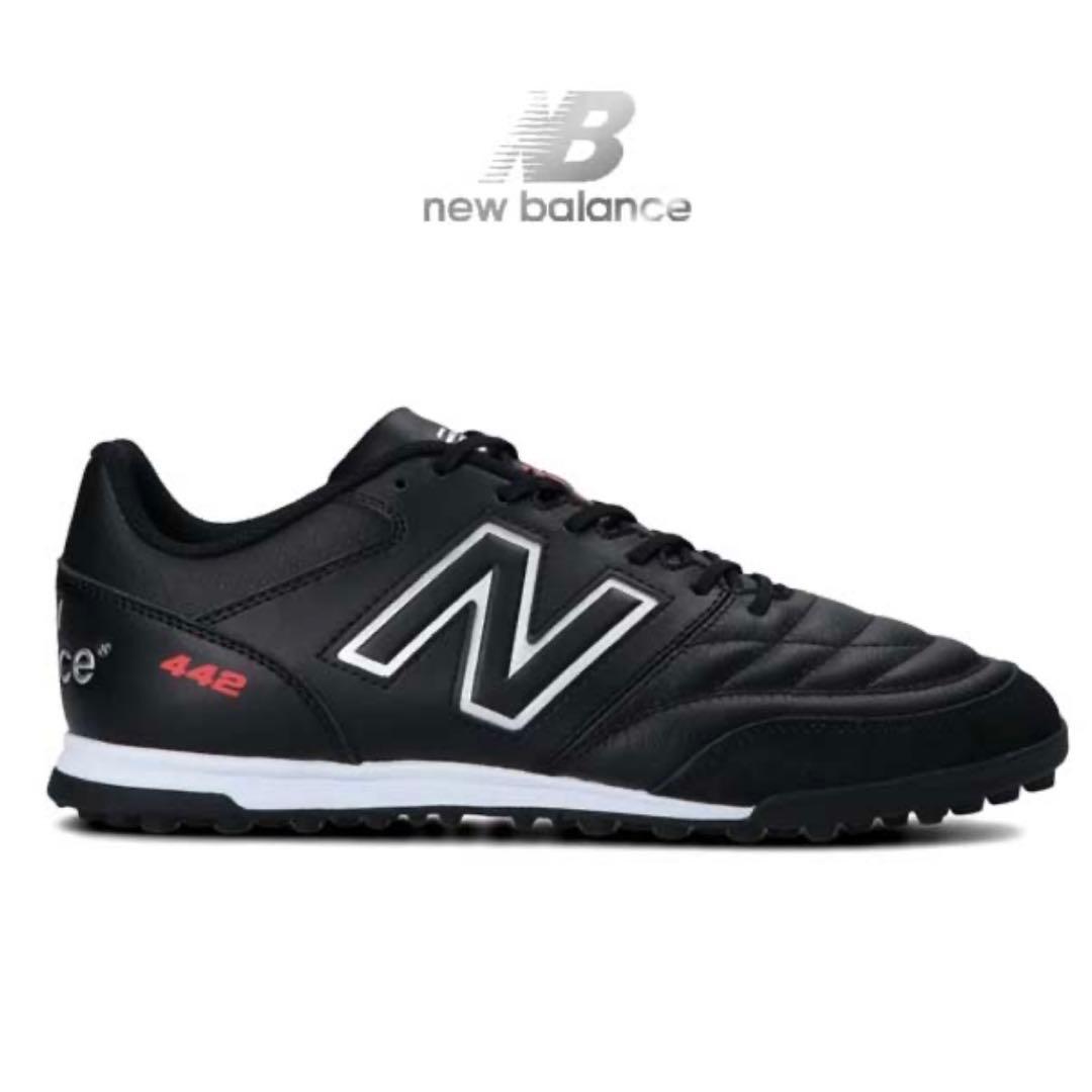 New Balance 442 V2ブラック サッカーシューズ