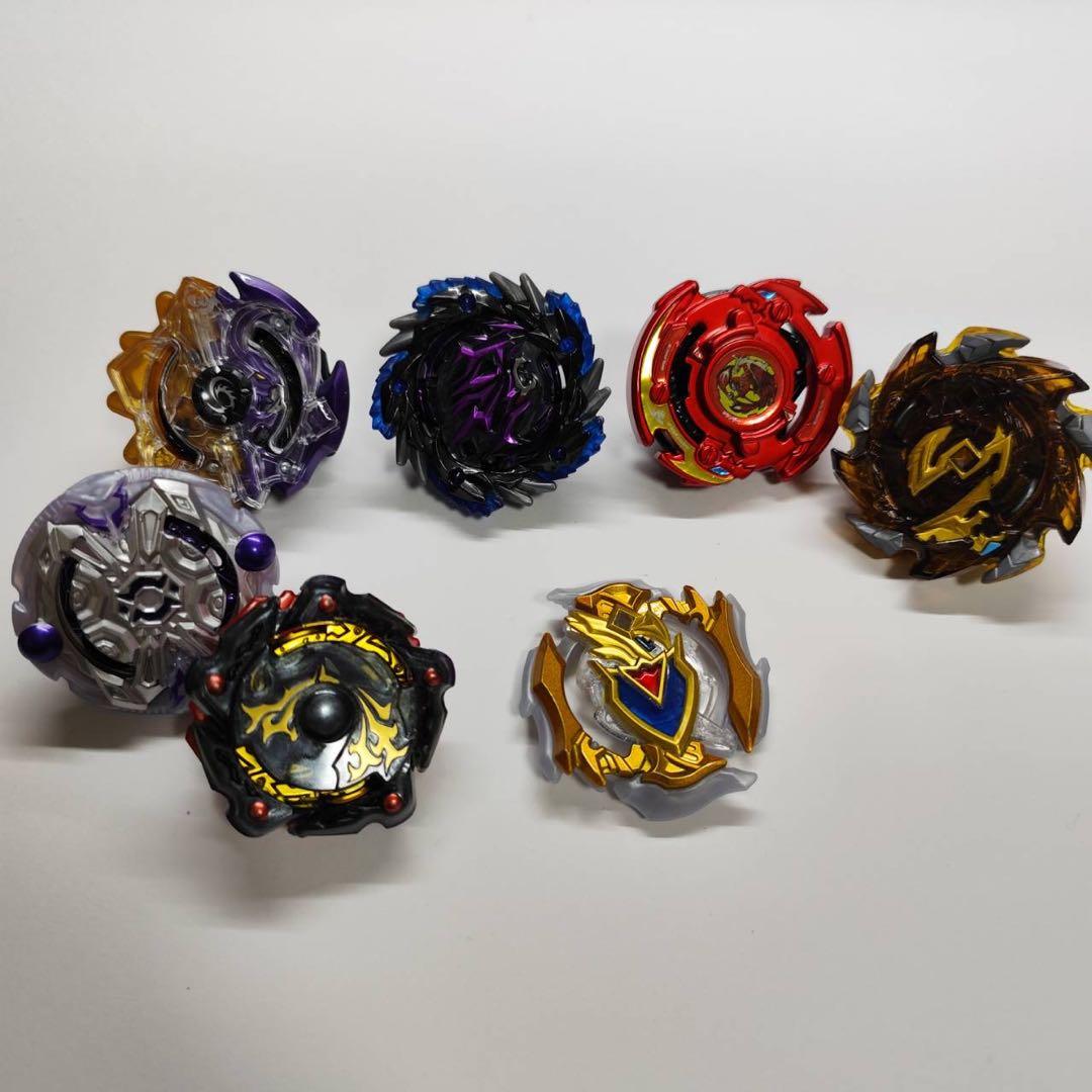 ト*ト様 ベイブレードバーストまとめ売り アタッシュケース付き