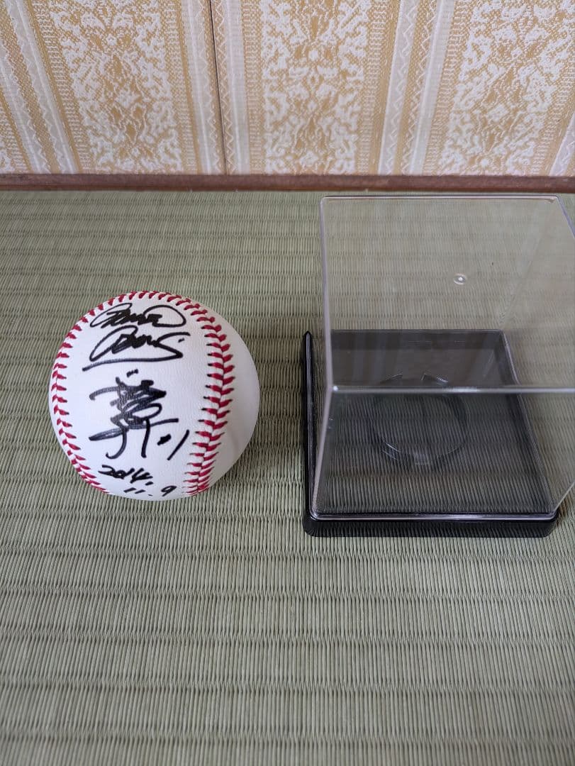 片岡安祐美直筆サインボール・直筆サイン色紙