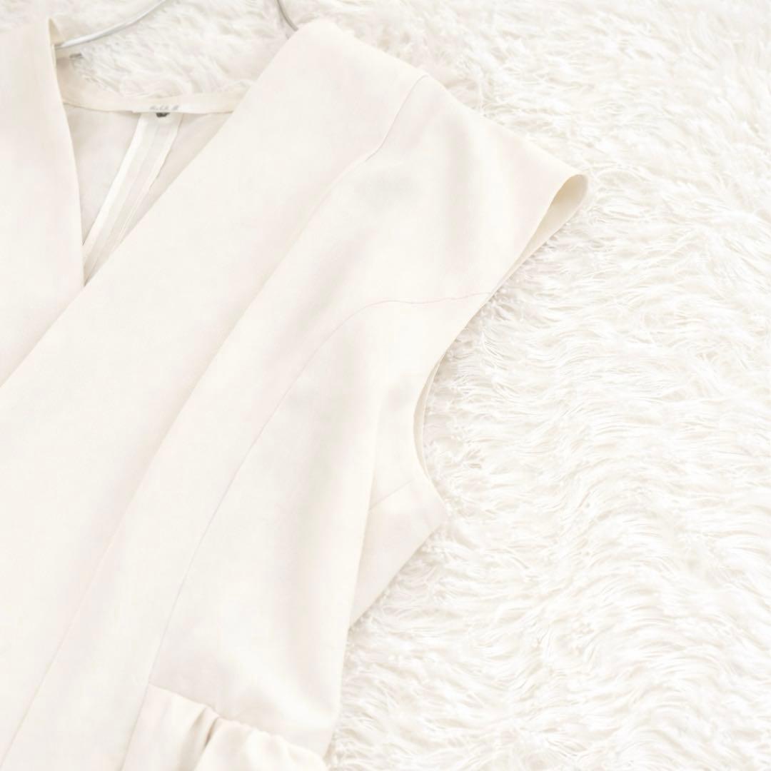 美品♡SHE Tokyo / Owen white 0 ベスト　ジレ　ペプラム