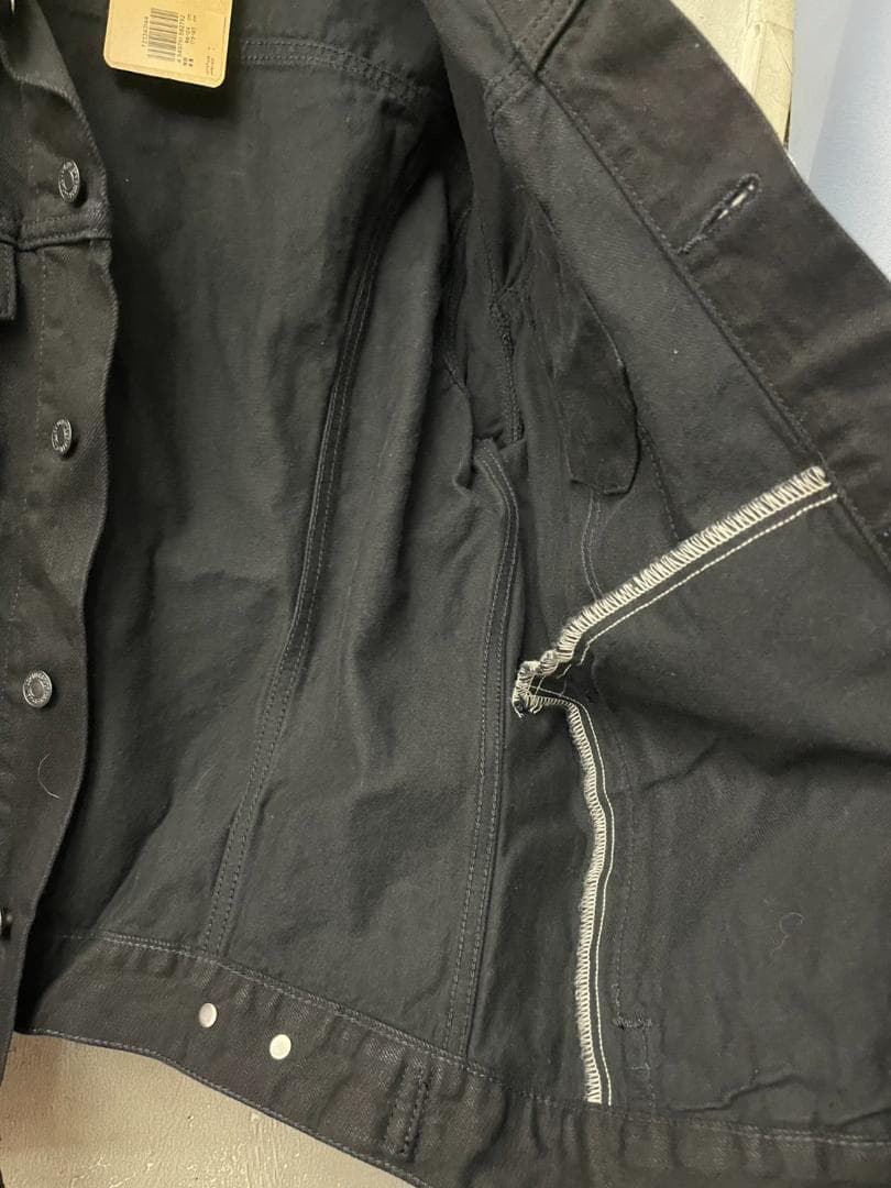 ★新品★リーヴァイス　デニムジャケット　723340144　黒　トラッカー Ｌ