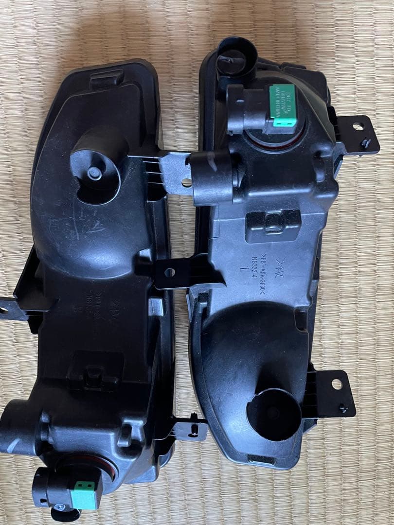 日産 純正 LEDフォグランプ 左右セット C27 セレナ フォグレンズ