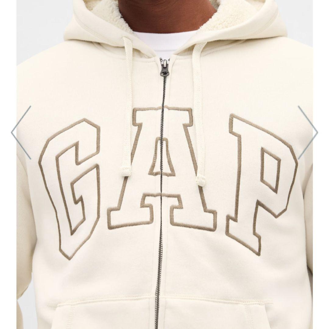 完売商品　リラックスフィット GAPロゴ 裏ボア ジップアップパーカー　XS