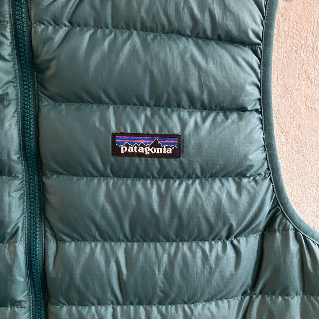 美品 patagonia ダウンセーター ベスト グリーン パタゴニア