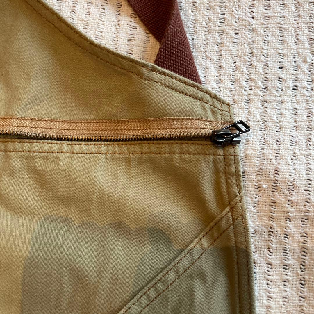 新品　CHUMSのFlame Retardant Apron（難燃性エプロン）