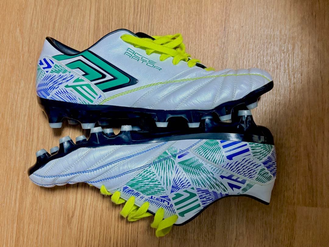 アンブロサッカー スパイクアクセレイター f-lash v2 マイキー