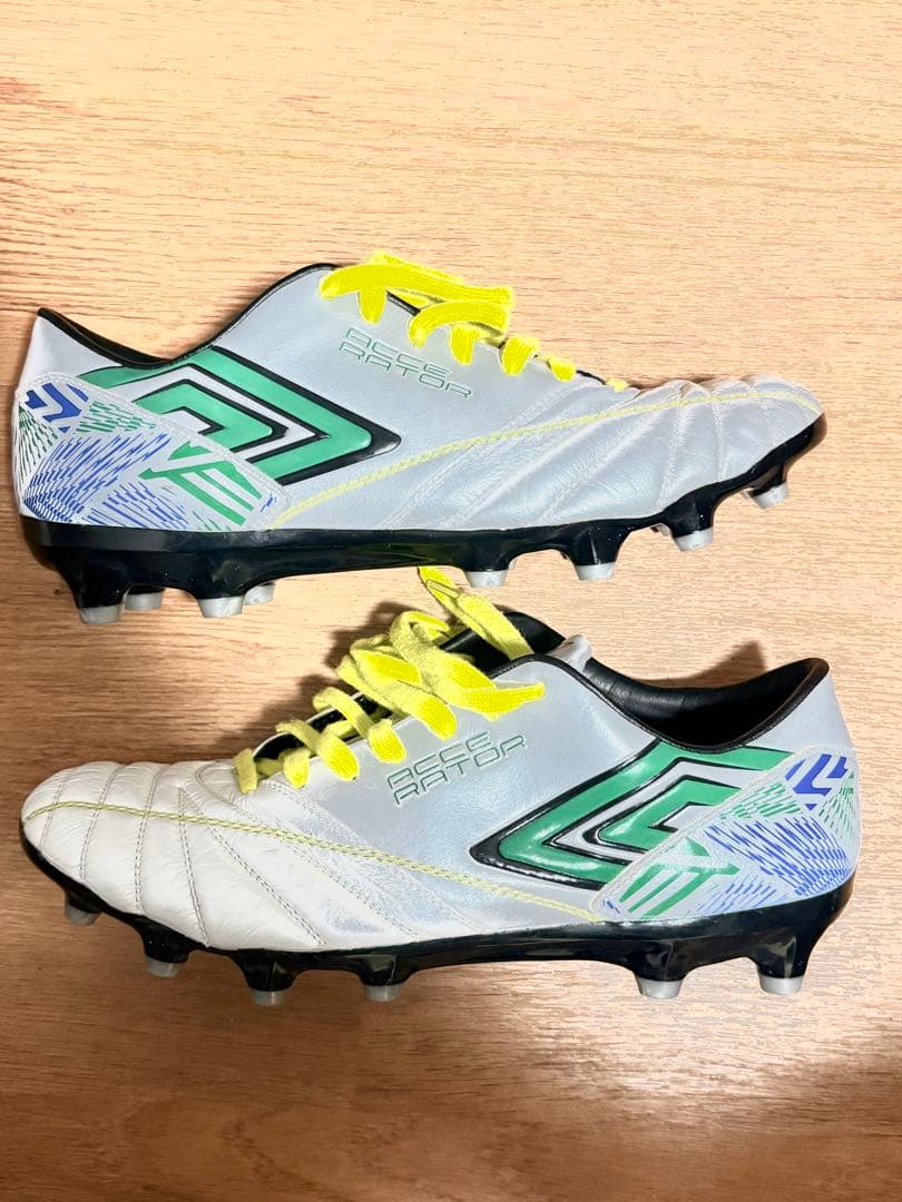 アンブロサッカー スパイクアクセレイター f-lash v2 マイキー