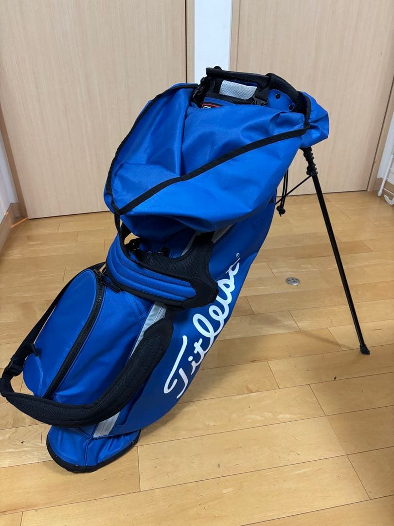 Titleist プレーヤーズ 4 軽量キャディバッグ