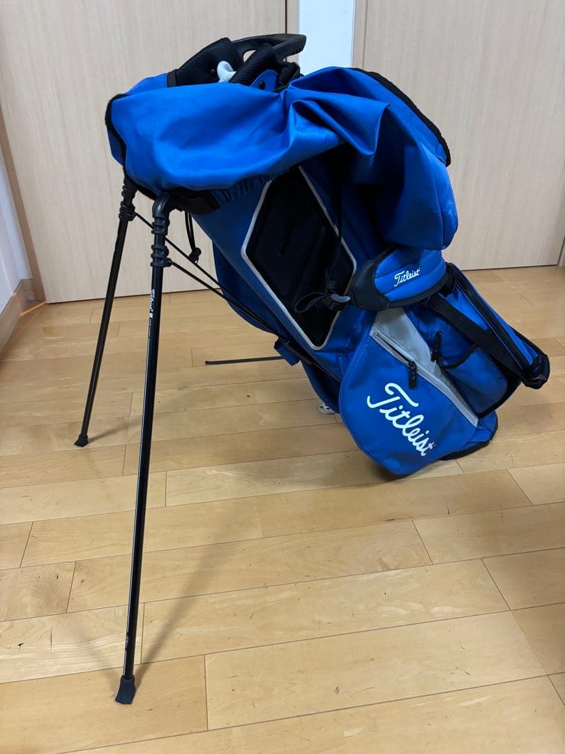 Titleist プレーヤーズ 4 軽量キャディバッグ