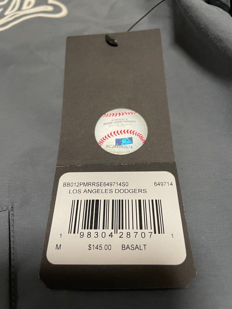 新品未使用　ロサンゼルスドジャーススタジアムジャンパー