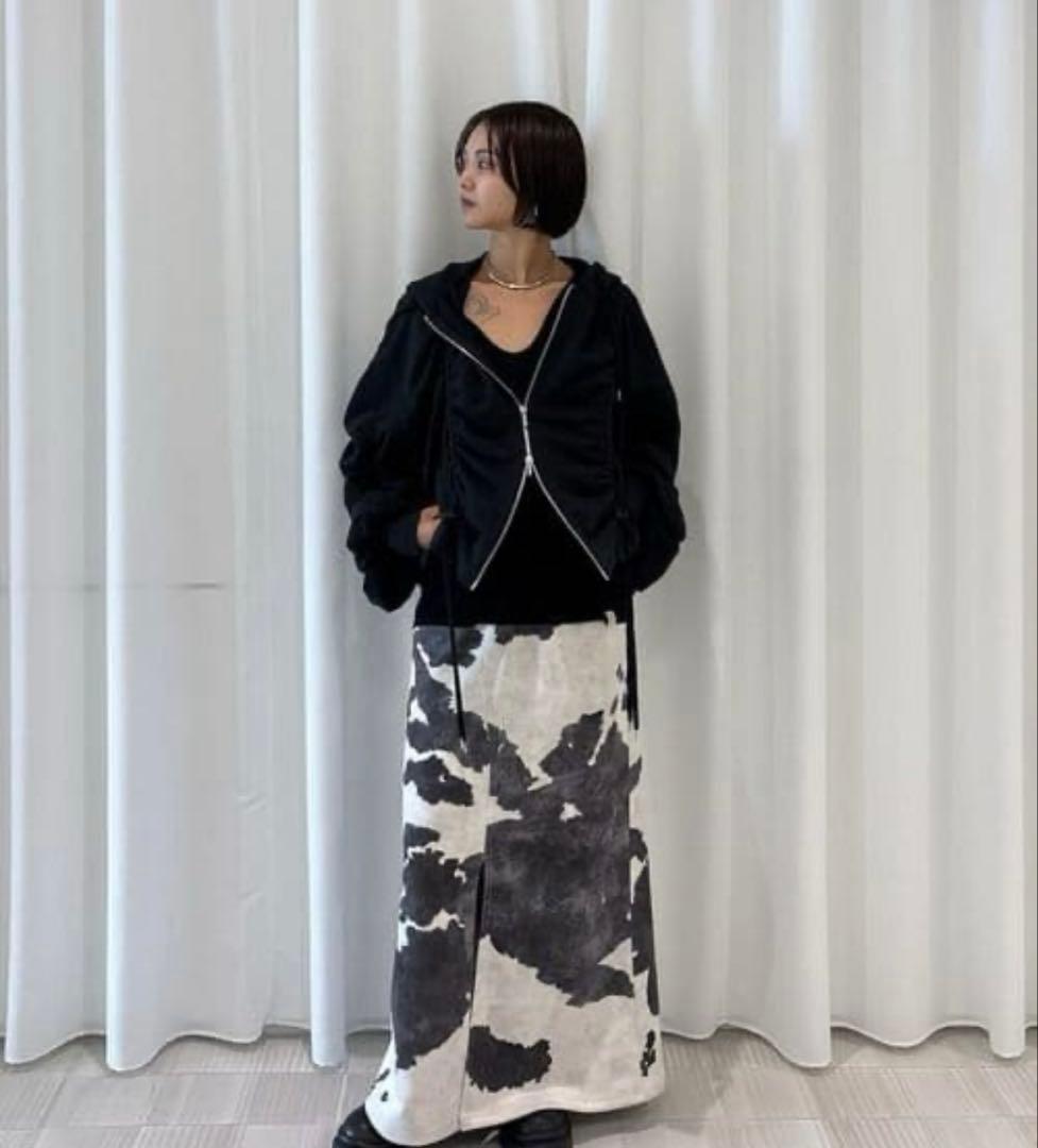 Ameri♡ VOLUME GATHERED ZIP UP HOODIE
