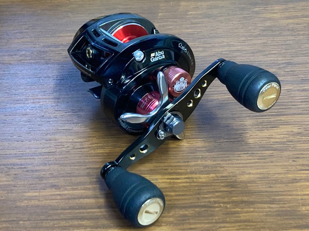 リール Abu Garcia Revo Elite CB